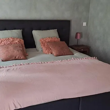 La Maison Rose Bertignat